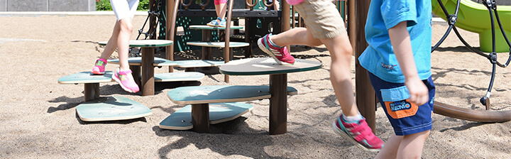 aire de jeux extérieur Jambette